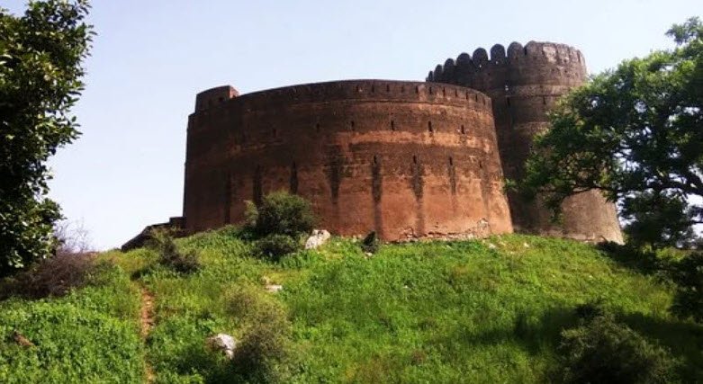 Raghunathgarh Fort, India